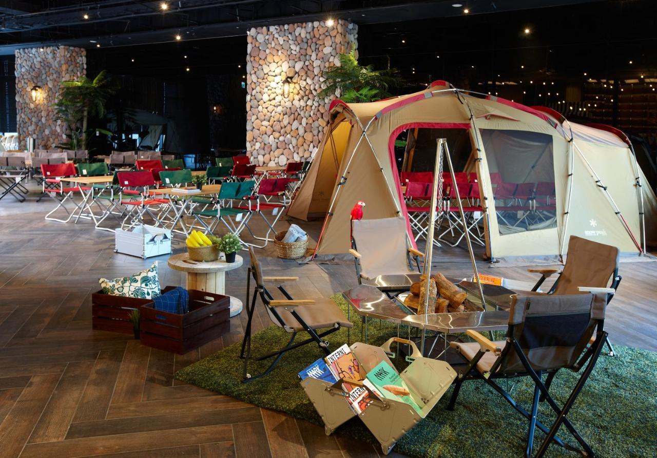 Cozzi Blu Hotell Zhongli Eksteriør bilde Camping equipment